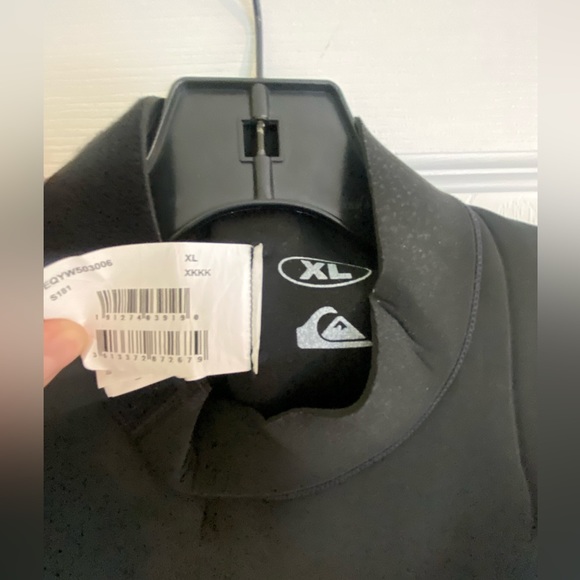 Quicksilver wet suit (spring) - Picture 3 of 3